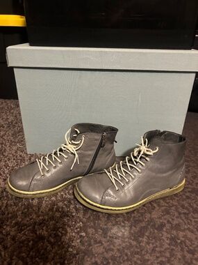 Gray leather sporty boots